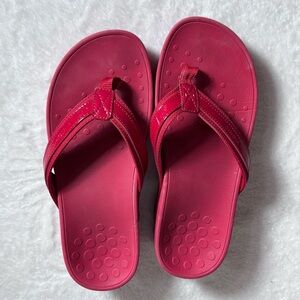 Vionic Women's Flip Flop Sandals Raspberry Pink Size 9-9.5